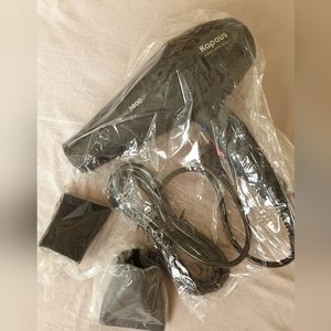 NWT Hair dryer Kapous professional